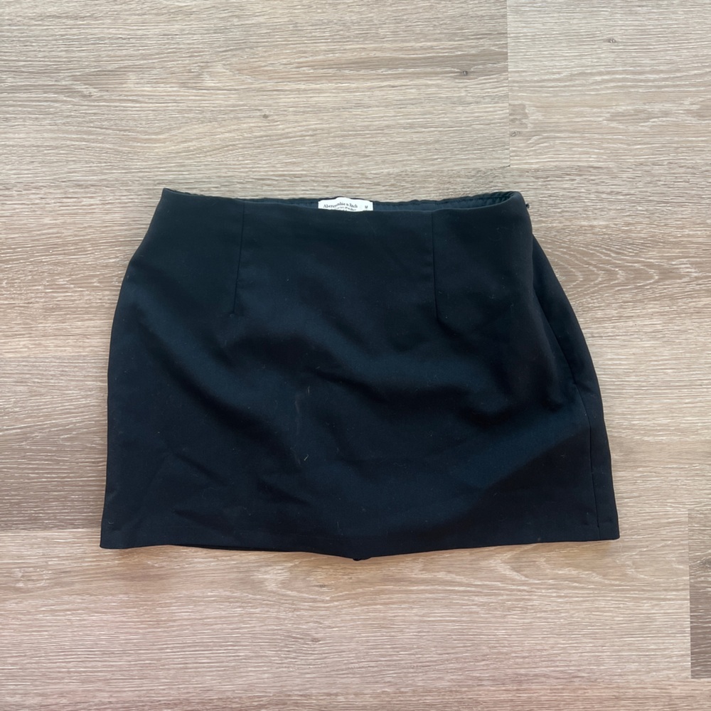 Abercrombie & Fitch Black Skirt
